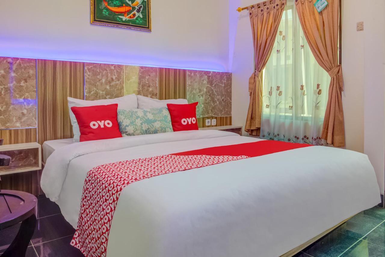 Oyo 3831 Pelangi Residence Syariah Surakarta (Solo) Exterior foto