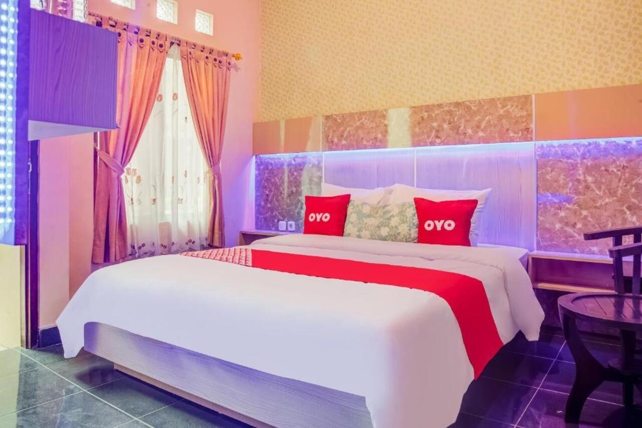 Oyo 3831 Pelangi Residence Syariah Surakarta (Solo) Exterior foto